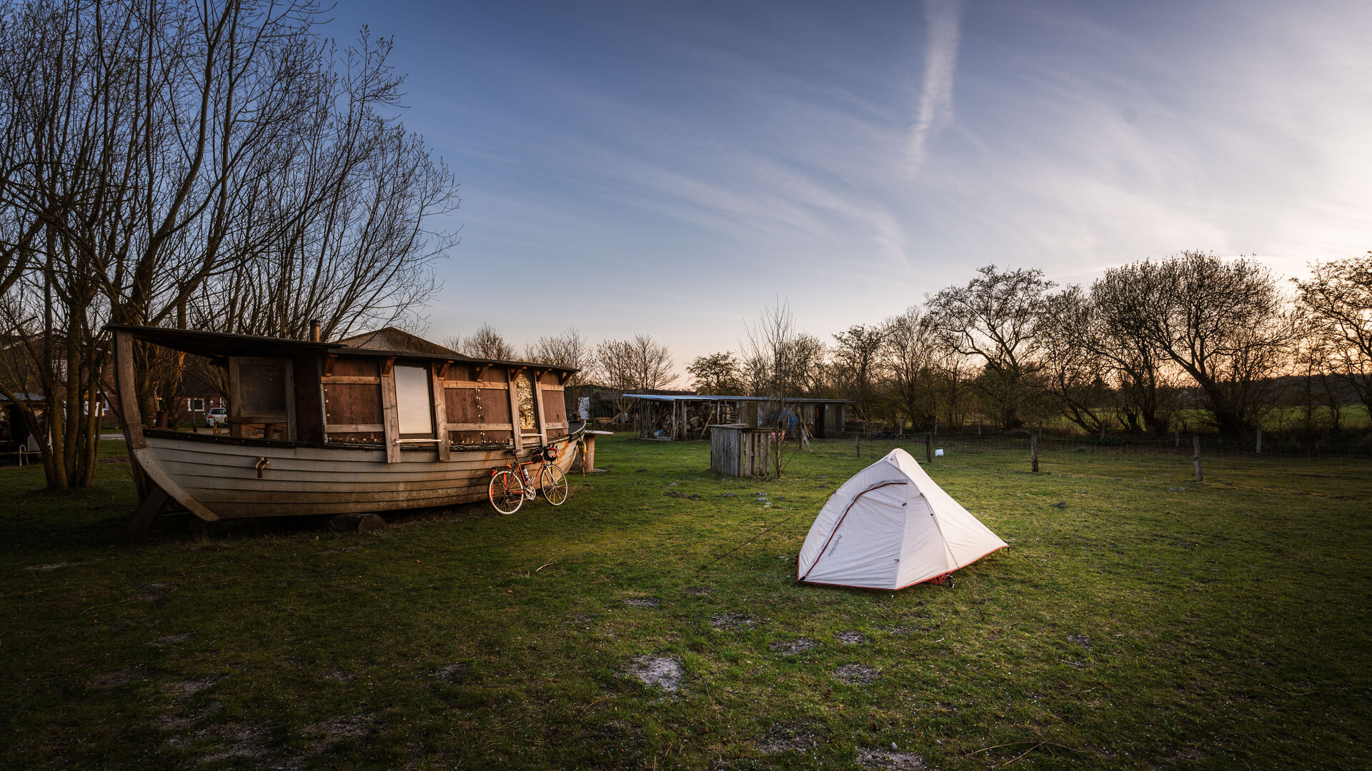 Peaceful tent camping in nature 7